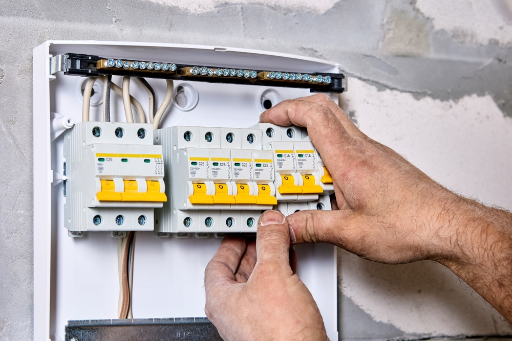 Circuit Breaker Services in White Plains, NY | Red Star Electric